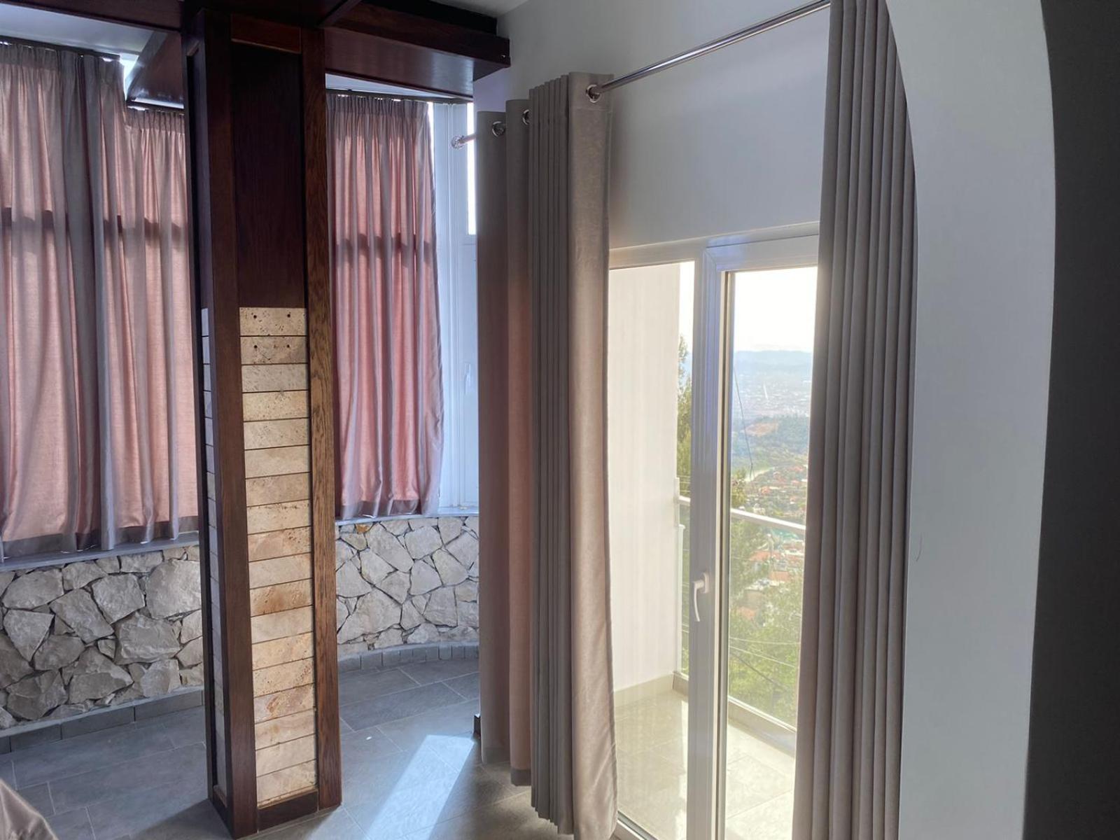 Hotel Pamja E Qyteteve Krujë Exterior foto